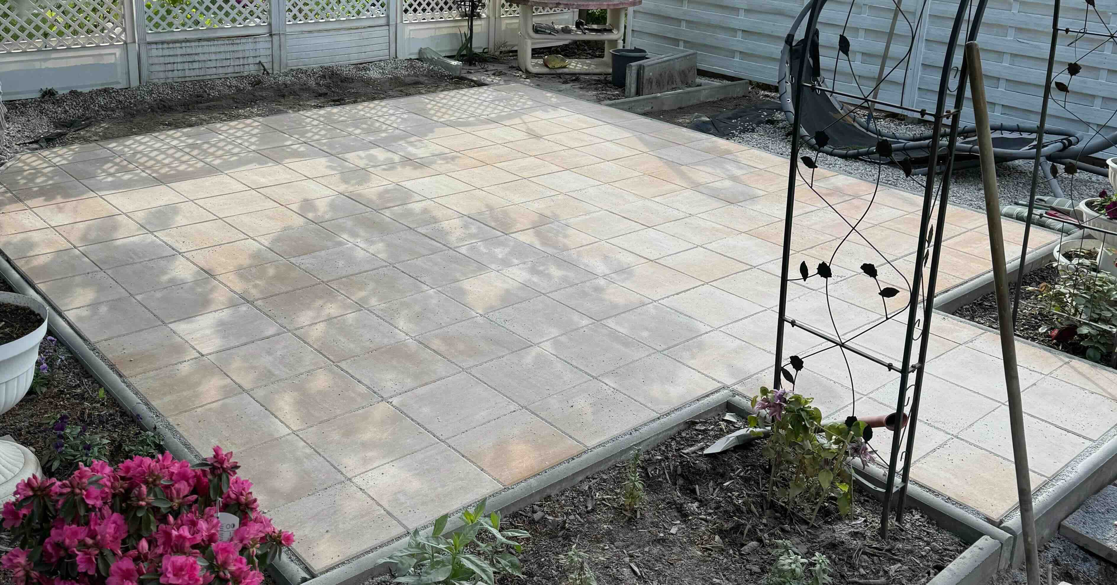 Terrassen- & Wegebau